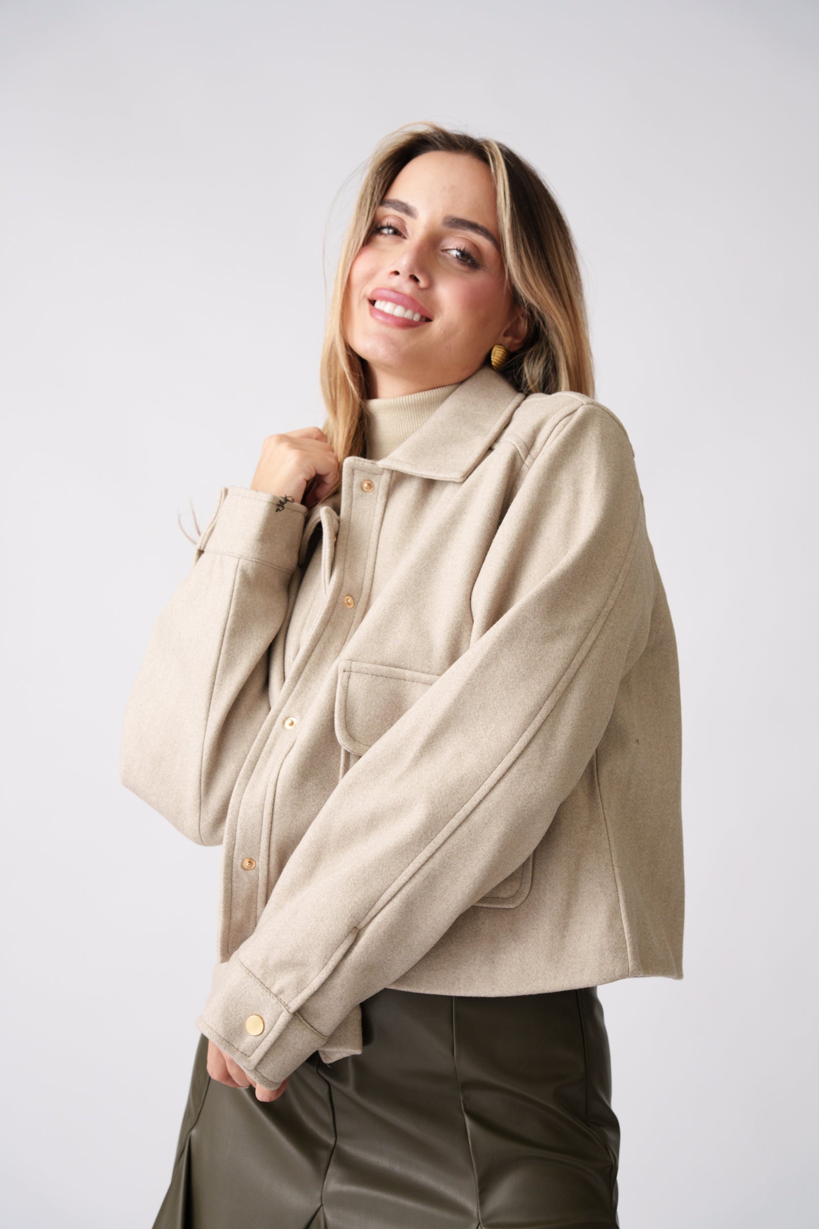 Cropped Wool Jacket –  Beige