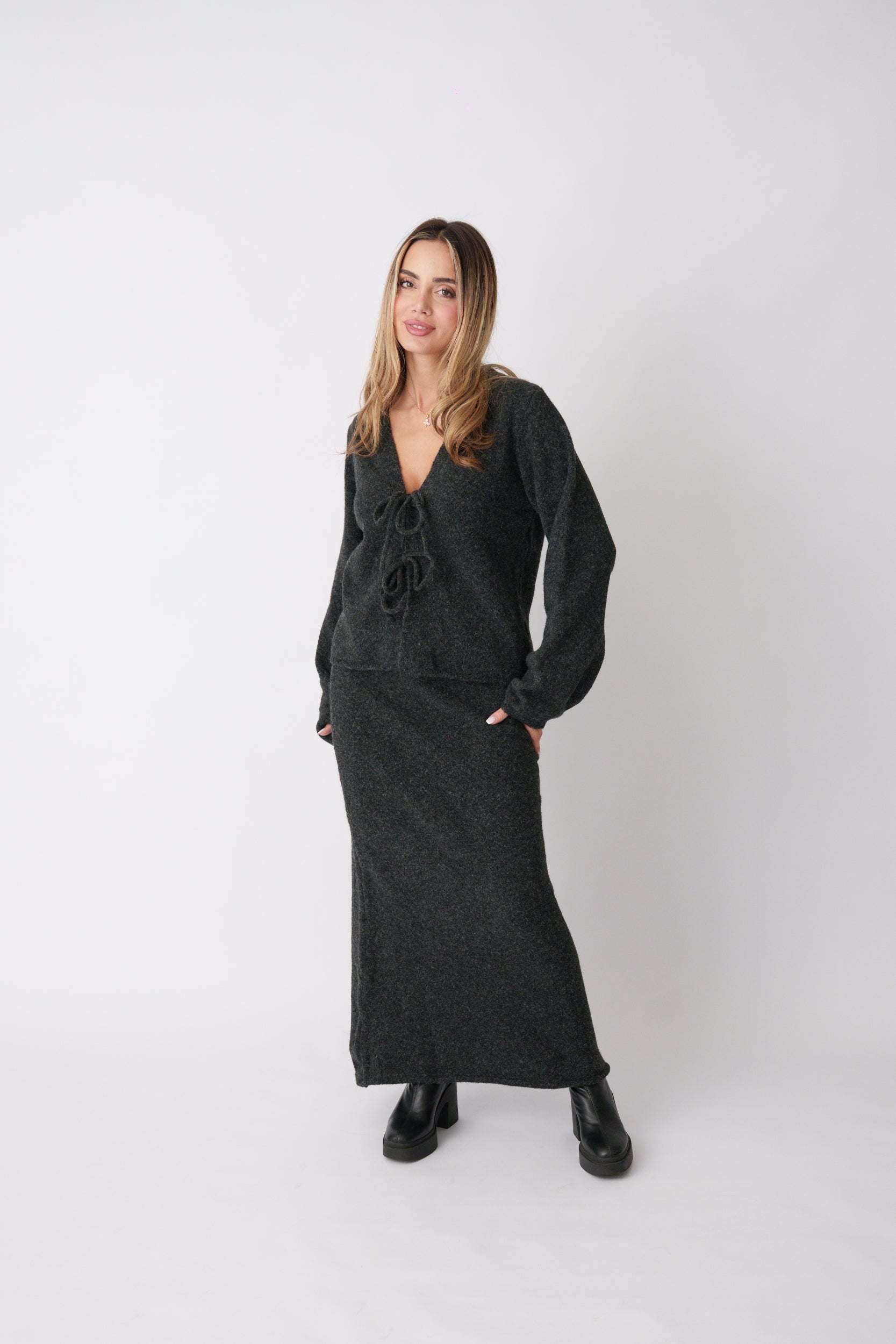 Knit Bow Set –  Black