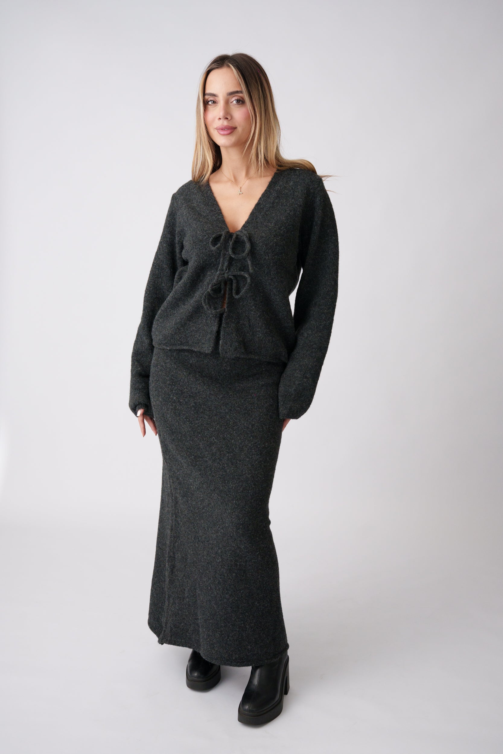 Knit Bow Set –  Black