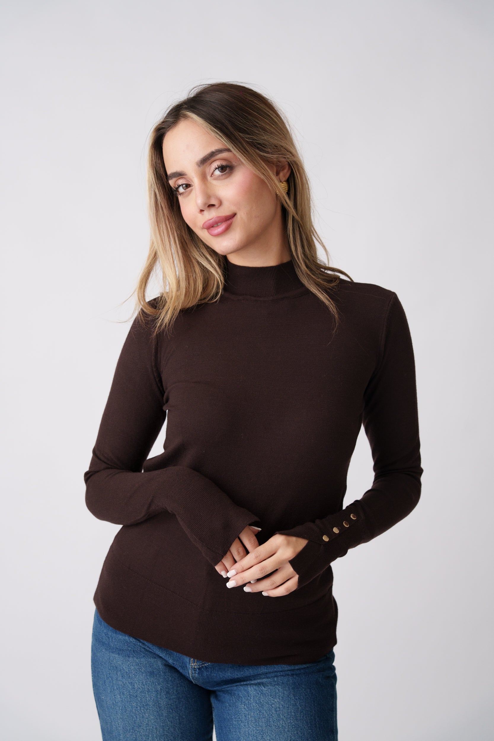 Mid Neck Button Detail Knit Top – Brown