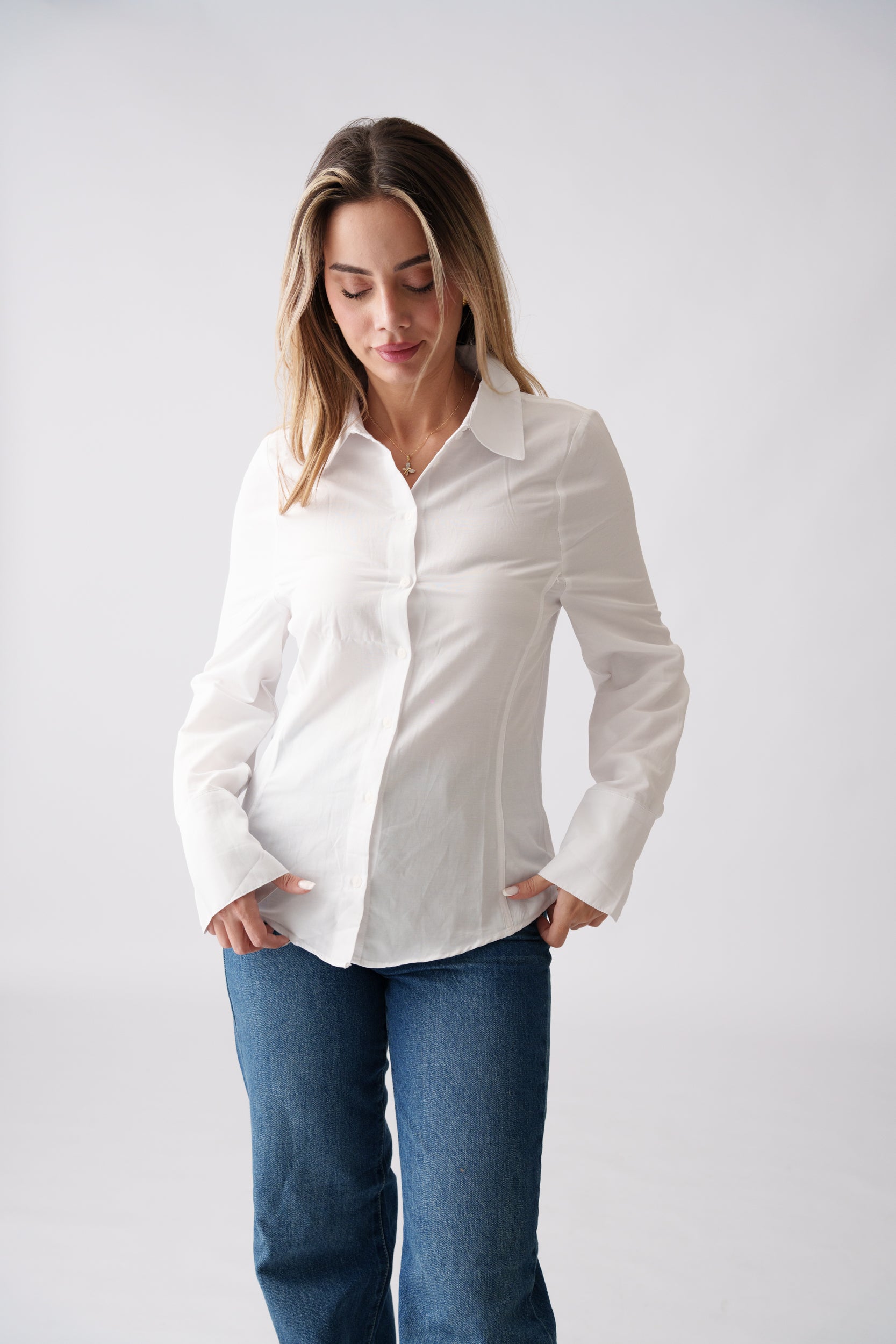 Classic Fitted Shirt – White